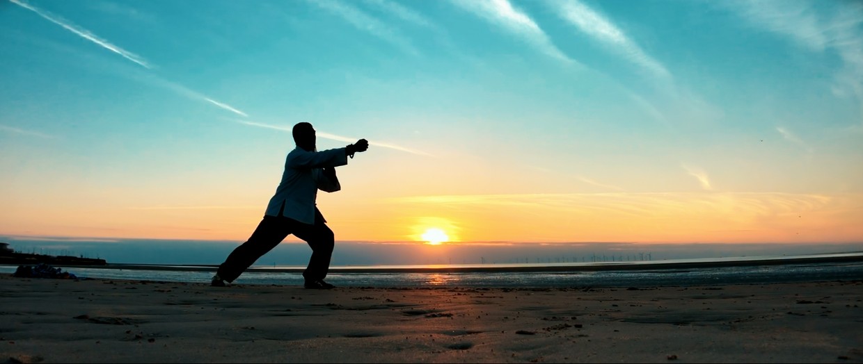 Cuida tus pies con tai chi